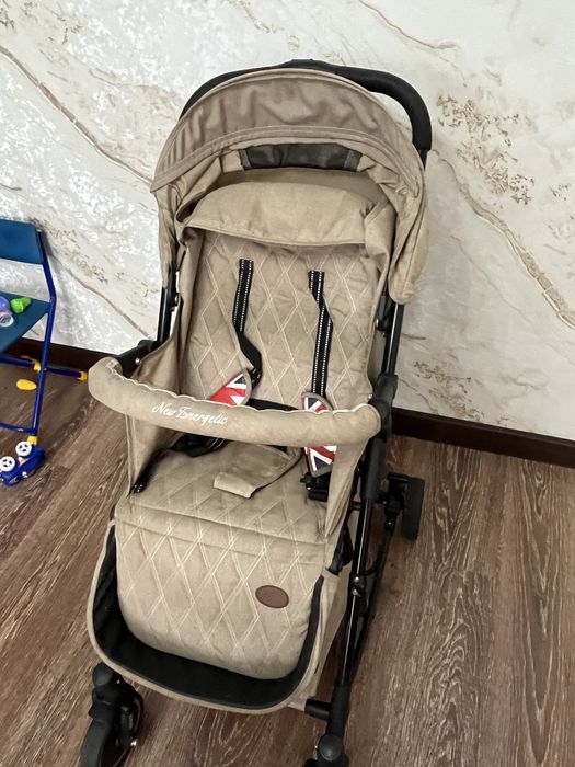 Коляска в хорошем состояние