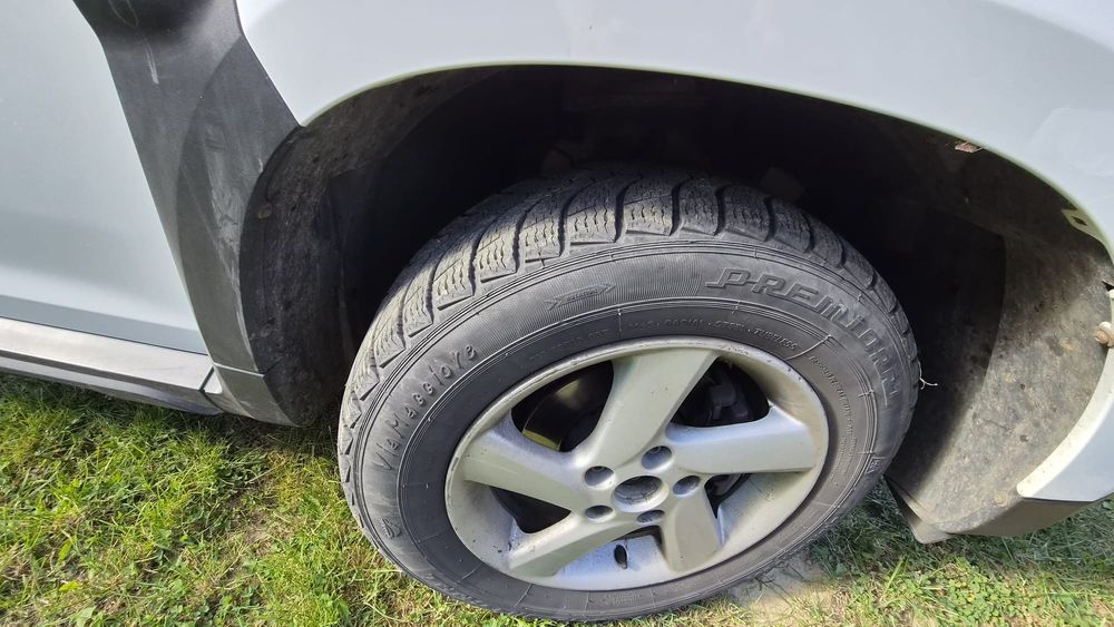 Vand Dacia duster   138000 km 4x4