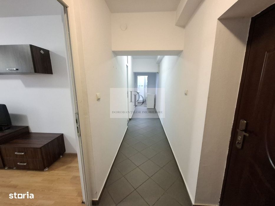 Apartament cu Potențial Investițional + Boxǎ | Zona Andrei Mureșanu