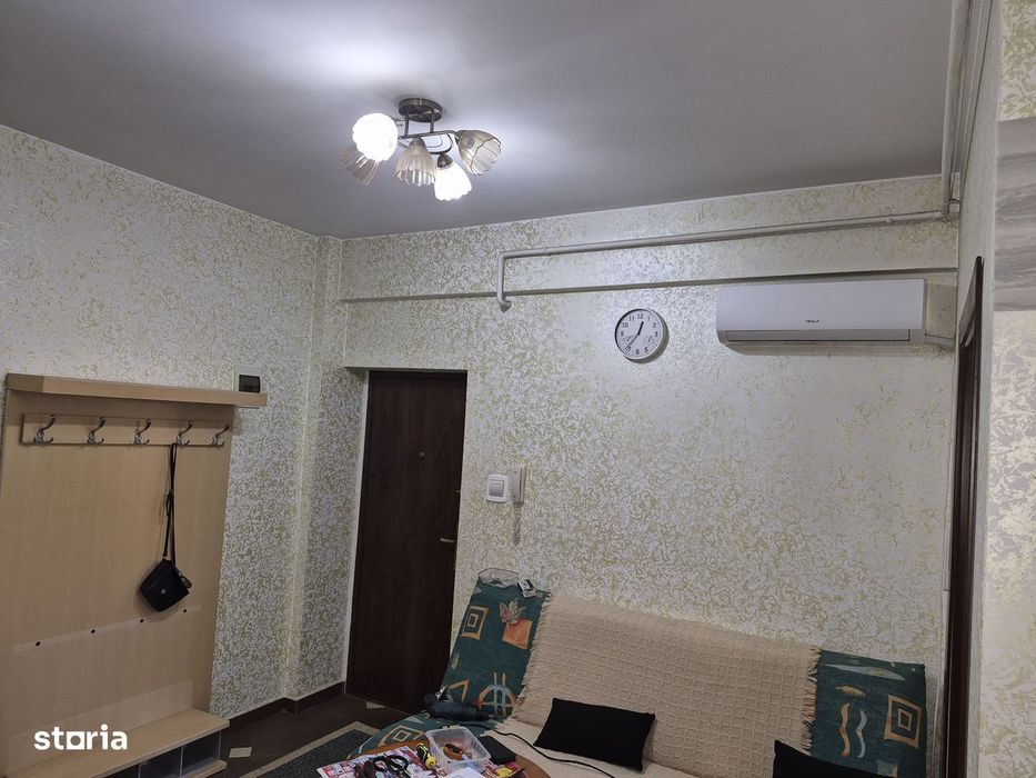 Apartament cu 3 camere openspace zona Nicolina Cug lângă bulevard