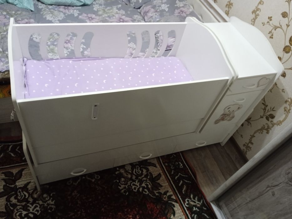 Детская кроватка-трансформер