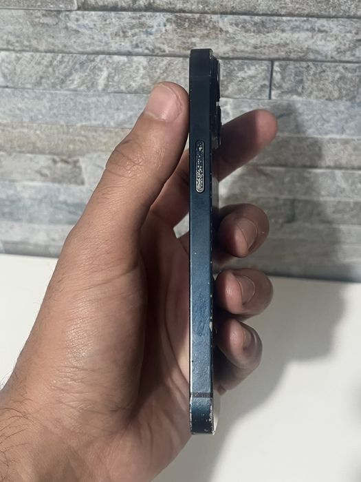 Iphone 13 mini.