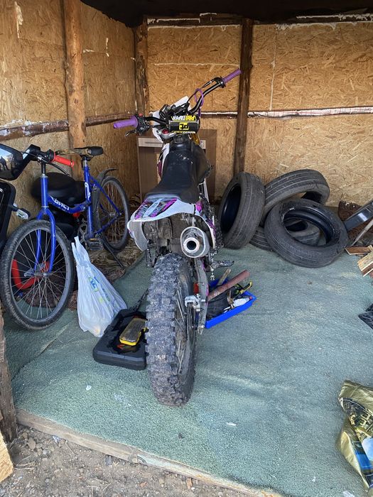 Продам эндуро 250куб