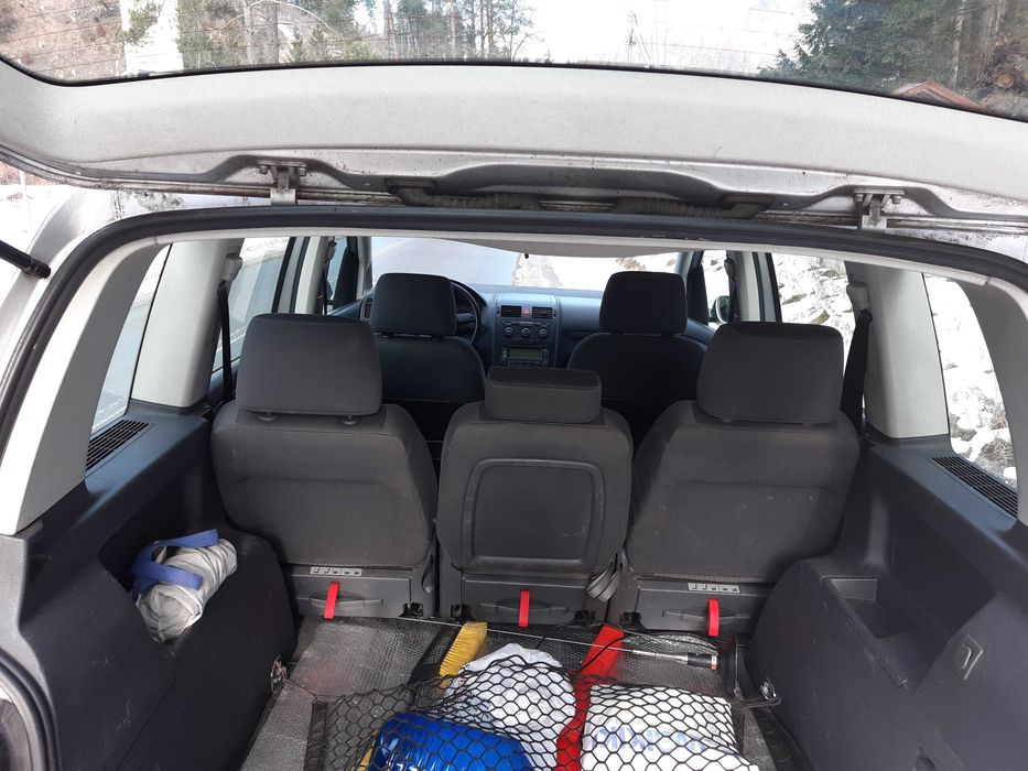 Vand Touran,2005,140 CP,stare f. bună