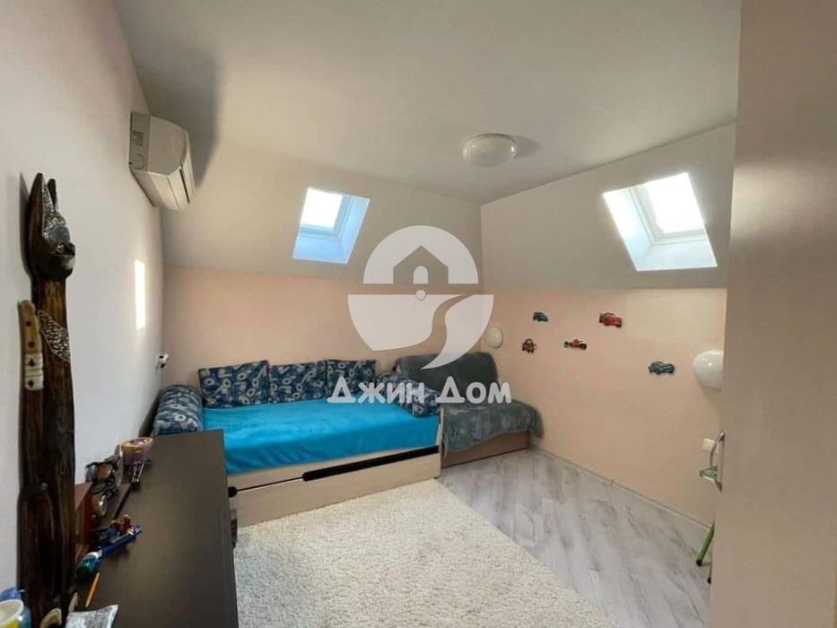 Тристаен апартамент с ГЛЕДКА МОРЕ в к-с „Омега“, с. Равда