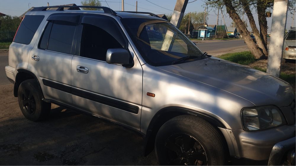 Продаю машину…………….