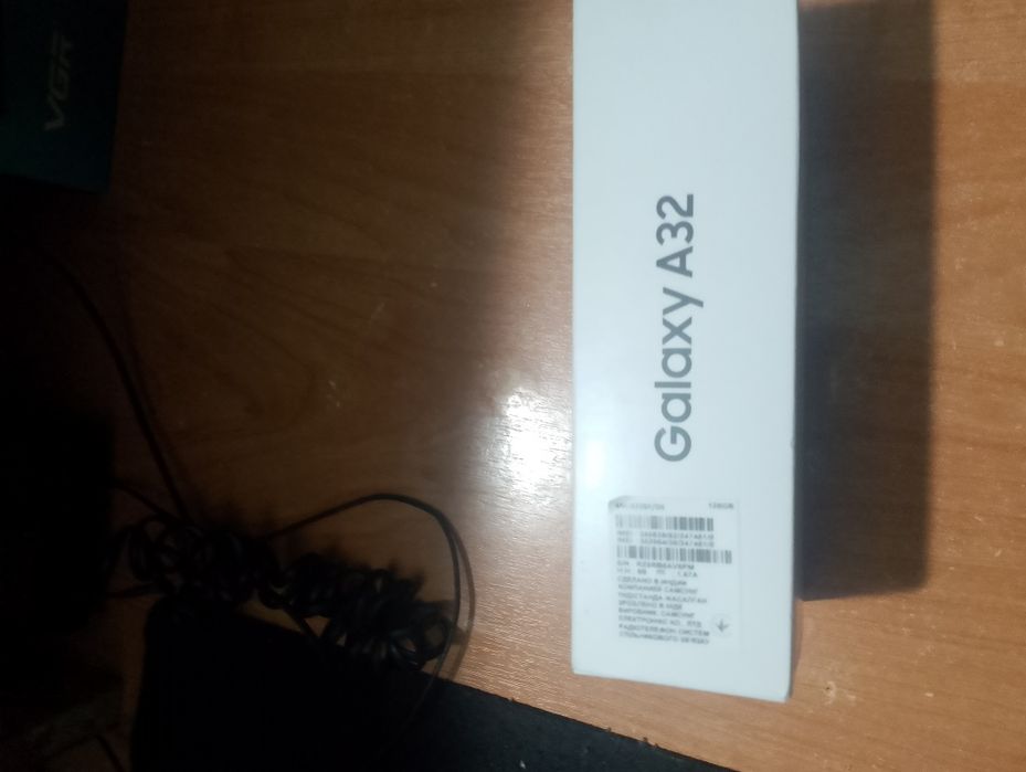 Продам телефон Самсунг А32