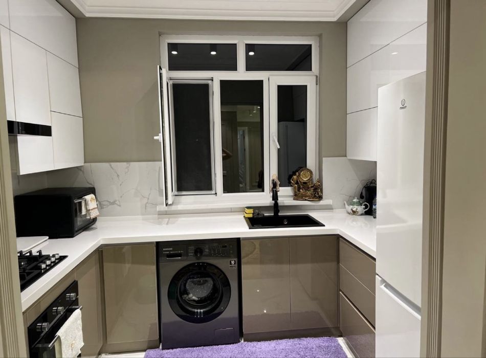 Продается 3-комнатная квартира в Юнусабодском районе, Ц-4