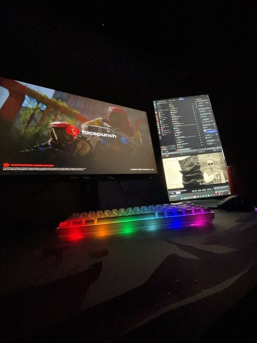 Vand pc gaming,mai multe detalii pe whatsapp