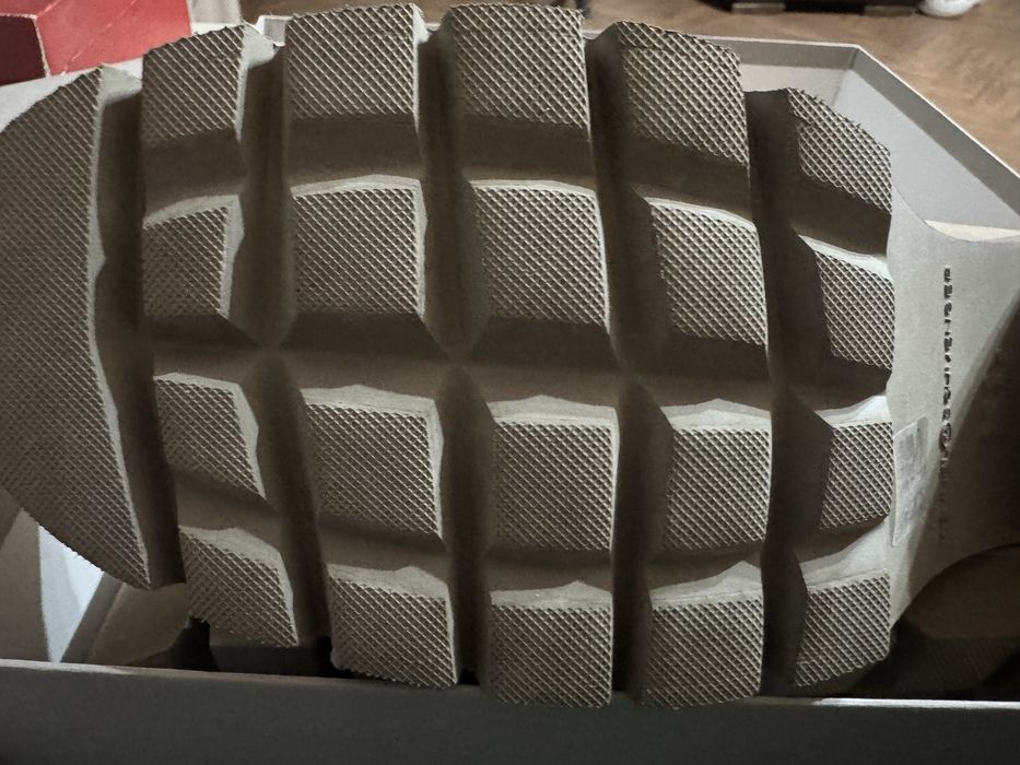 Обувки 43 - 28см за гоям крак