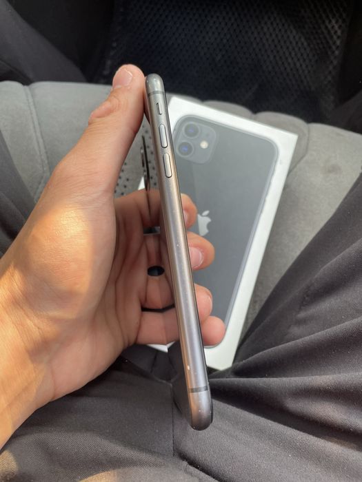 IPhone 11       .