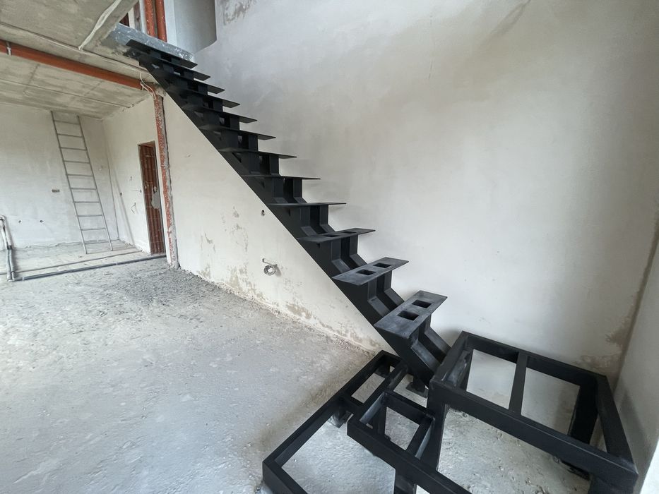 стълба  метална конструкция