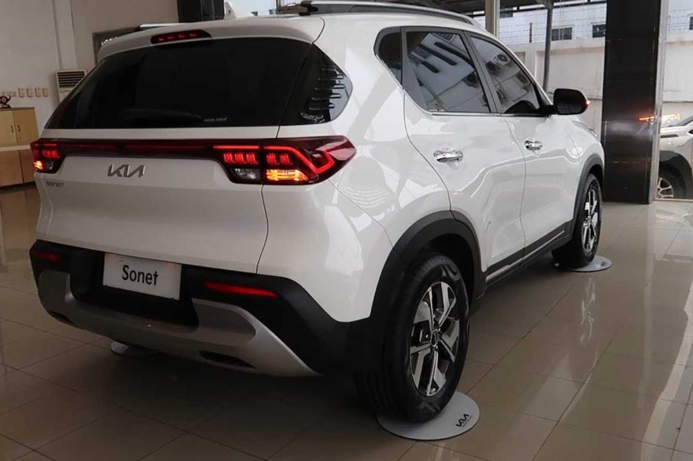 Kia Sonet Full Option