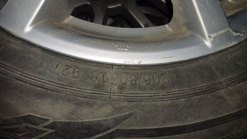 Резина с дисками на шевроле