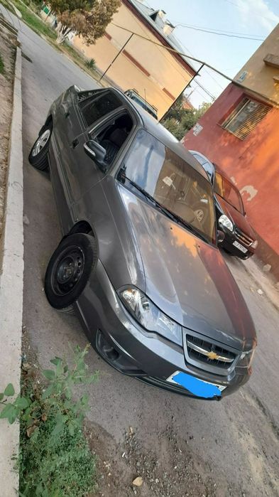 Sotiladi Nexia 2 2015 Metan