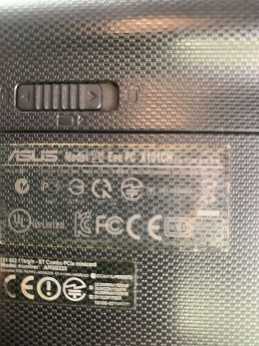 Продам нетбук Asus