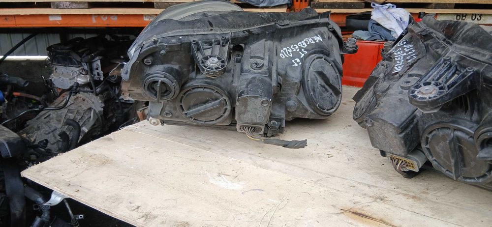 Far/Faruri Mercedes e220 euro 5 w212