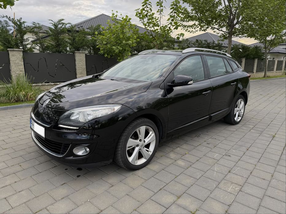Renault Megane facelift, 1.5dci, Full Option, Stare Perfecta
