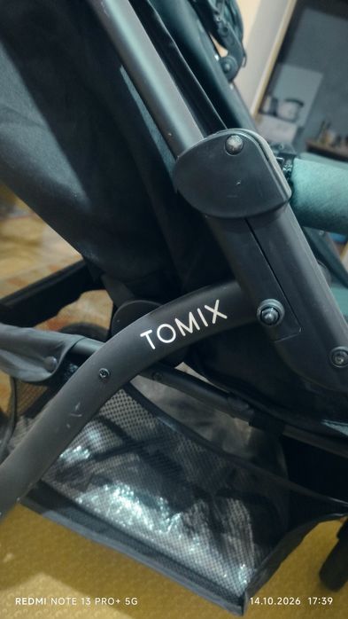 Продам коляску томикс