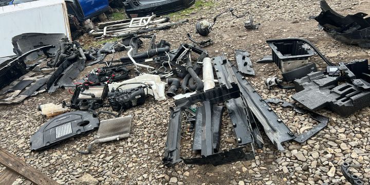 Dezmembrez Land Rover Range Rover Sport 2 [2013 - 2020] SUV 3.0 SDV6