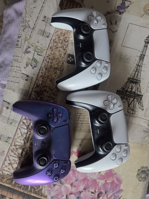 Продам джойстики на пс5  (ps5)