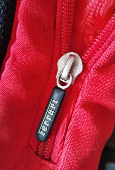 Rucsac Ferrari cu buzunar pentru laptop