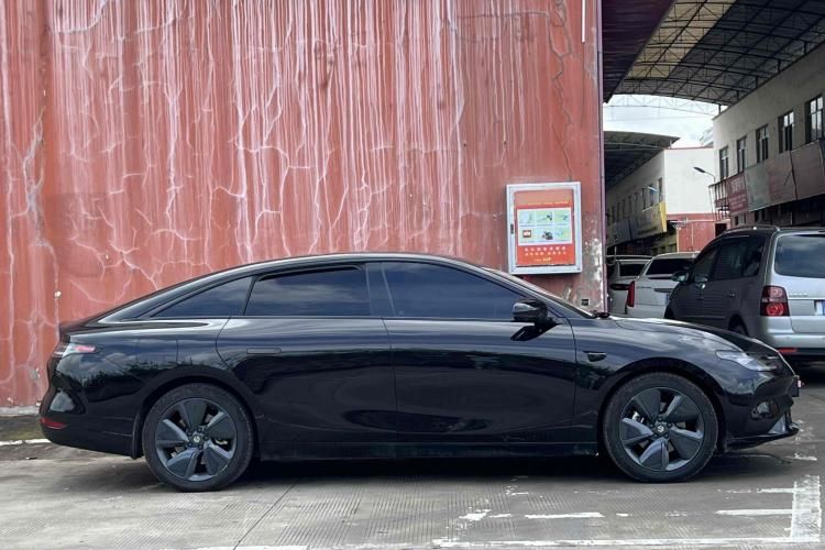 Продаёться презентабельный Leapmotor C01 Smart Long Range 717 km фулл