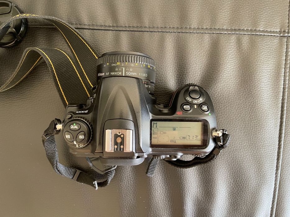 Фотоапарат Nikon D300S + обектив Nikon Nikkor 50mm 1.8 D