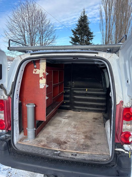 Furgonetă - Peugeot Partner 1.6, 2010, culoare albă, Cisnadie, Sibiu