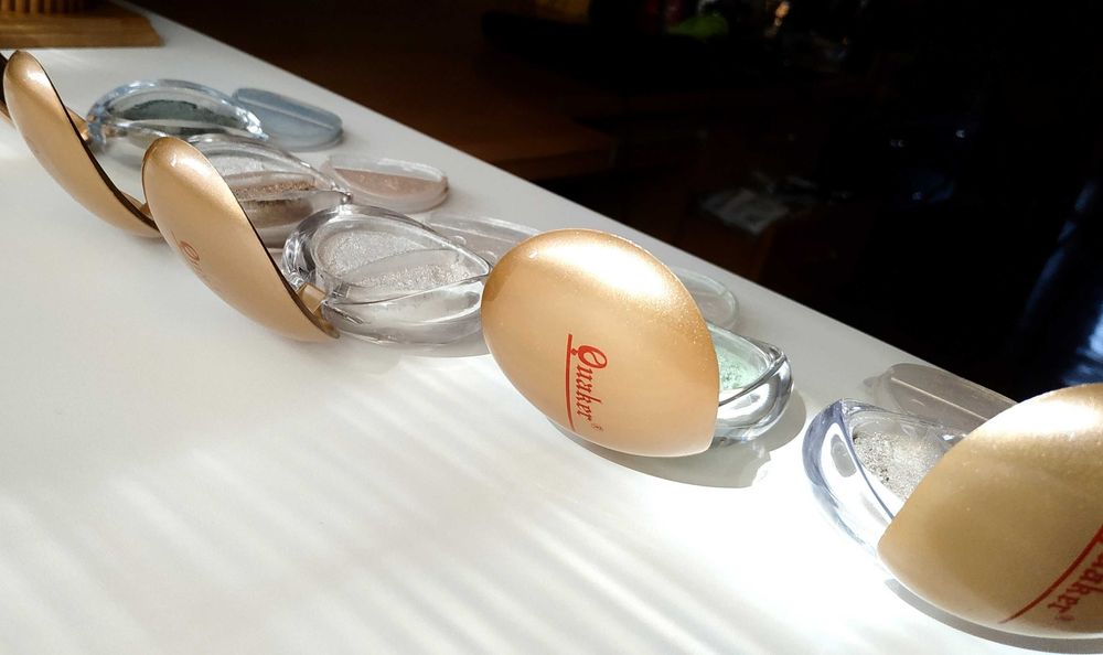 Светлый пигмент (тени)