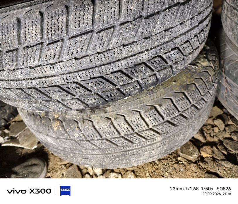 Продам 2 баллона R15 195/65