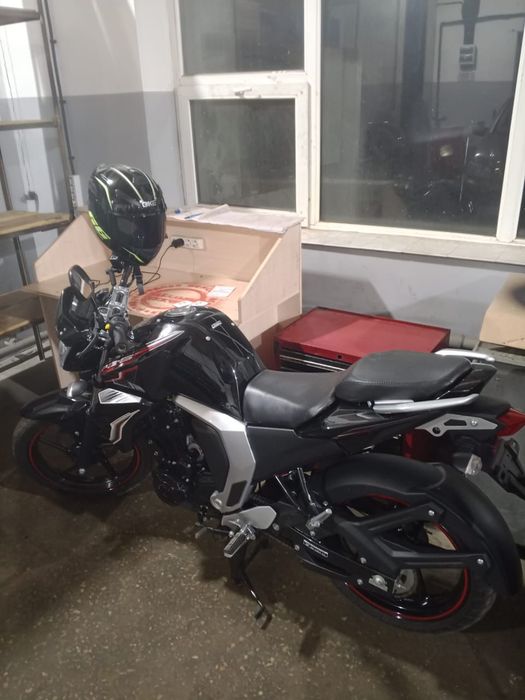 Продам новый мотоцикл ещё в пакете)