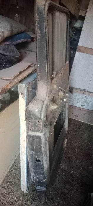 Дверь Зил 130  .