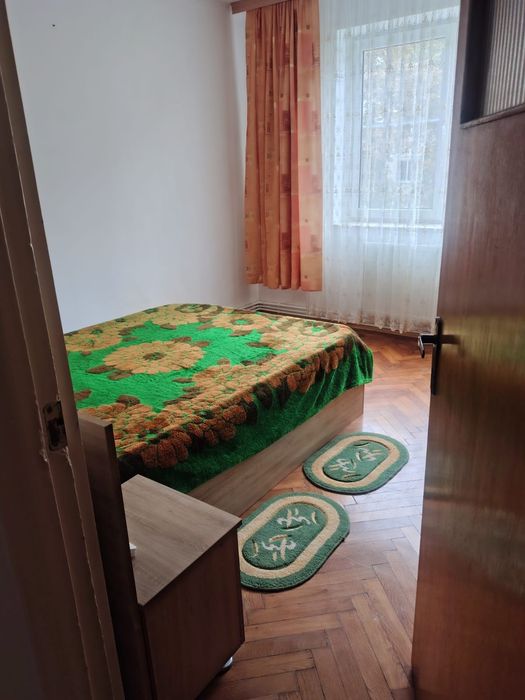 Apartament 2 camere semidecomandat de inchiriat