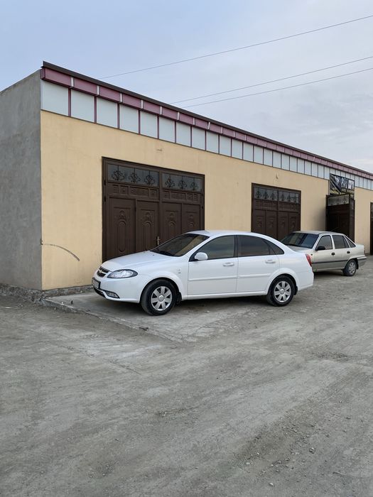 Avto servis uchun boqis