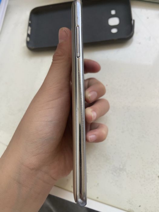 Продажа обмен самсунг джи 5