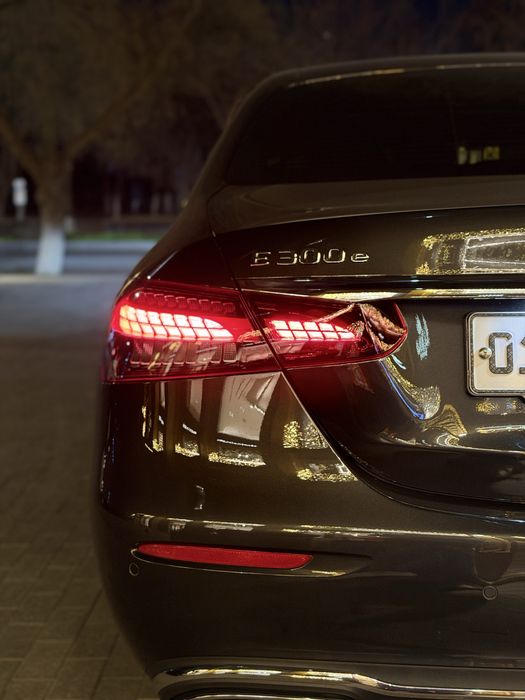 Mersedec - Benz E300 e