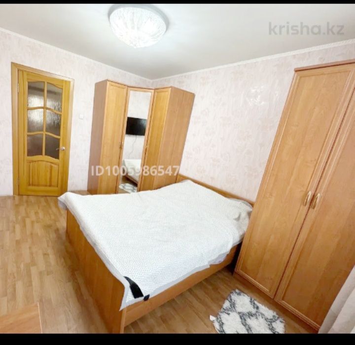 Продам спальный гарнитур