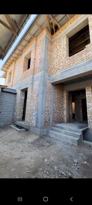 Сергели Хонобод 1.5сотки 7 комнат 2 этажа
