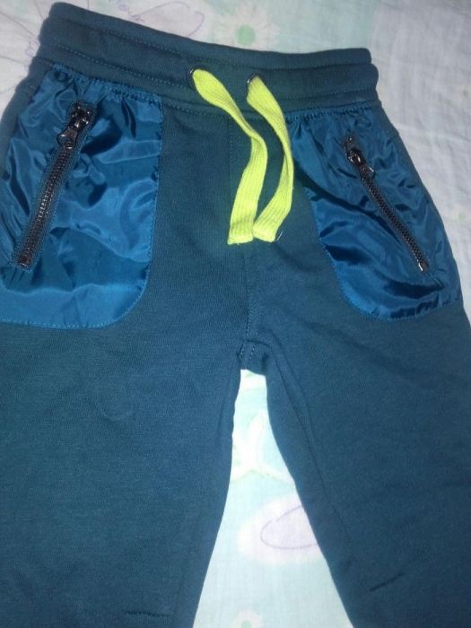 Pantaloni trening copii 4ani, Noi!