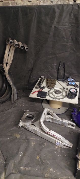 Yamaha R6 2002 на запчасти