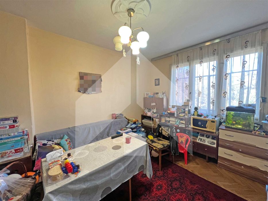 Продава се Тристаен апартамент в Нови пазар - 75 кв.м за 667 €/кв.м - Снимка #2
