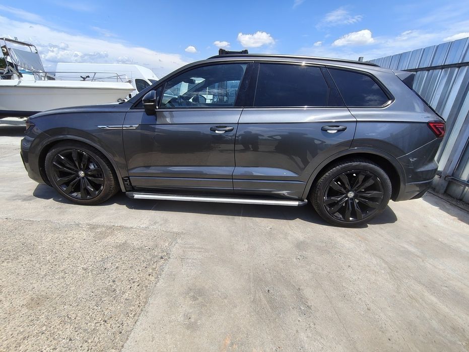 VW Touareg cr7 3.0tdi 2019 на части