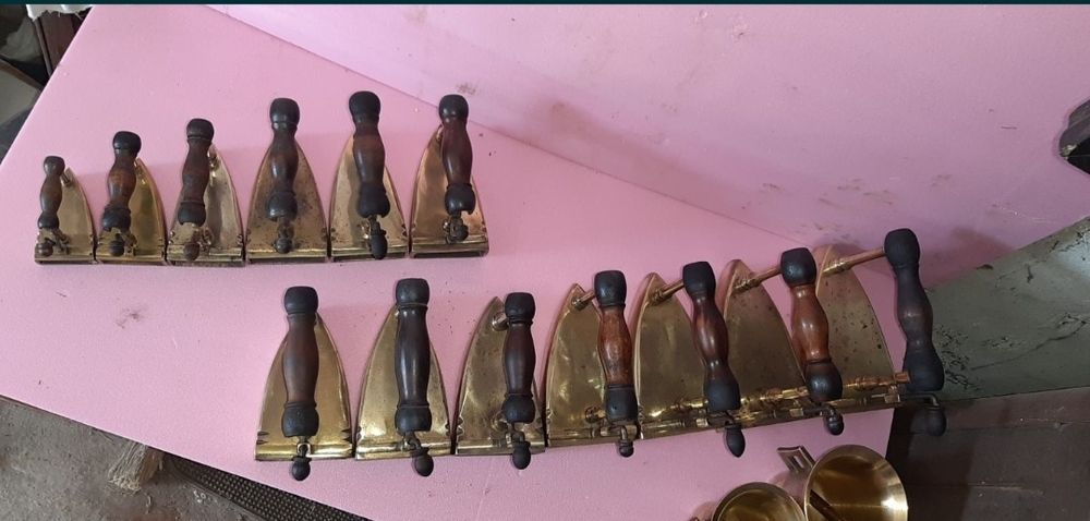 Fiare de calcat alama de colectie