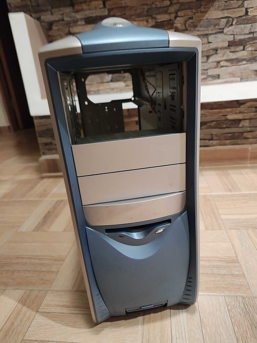 Carcasa de calculator