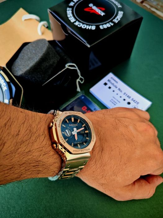 нов часовник Casio G-Shock Rainbow Gold, Касио