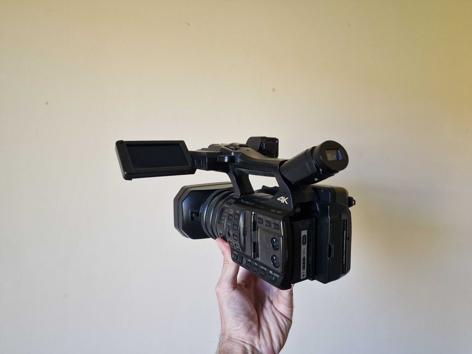Camera video 4k Panasonic hc x1000 perfect functionala