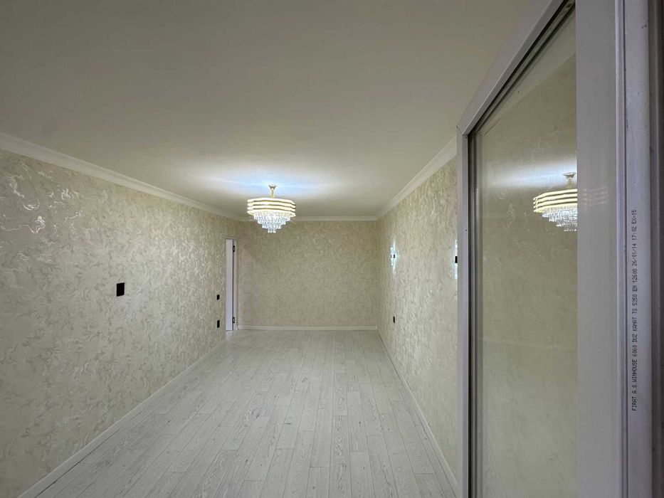 Продам 1-комнатную квартиру С ЕВРОРЕМОНТОМ в районе ОГОНЁК. Этаж: 2