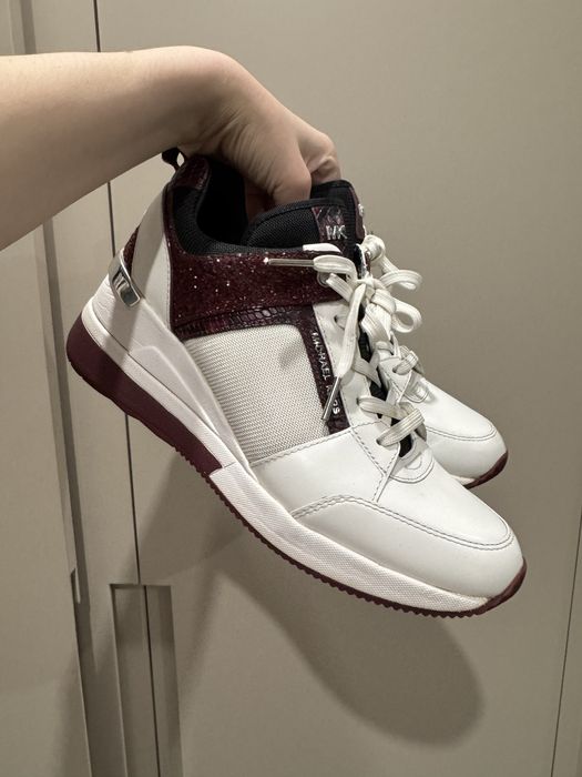 Michael kors оригинал!!  Кроссовки