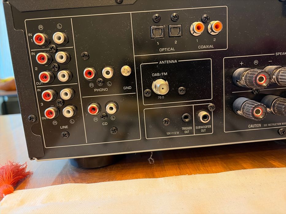 Продавам Ресийвър Yamaha - R-N803D, черен